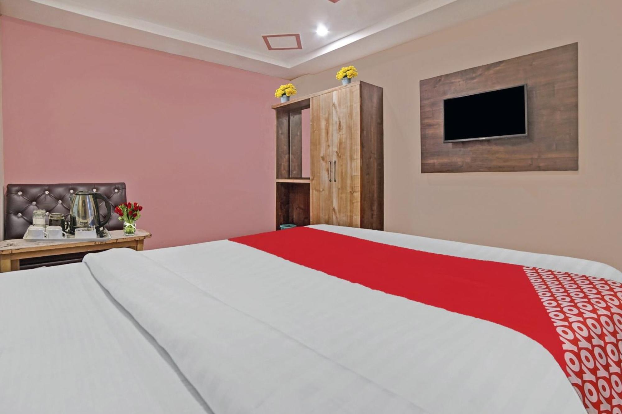 OYO 80612 Hotel Sandeep Rāipur Buitenkant foto