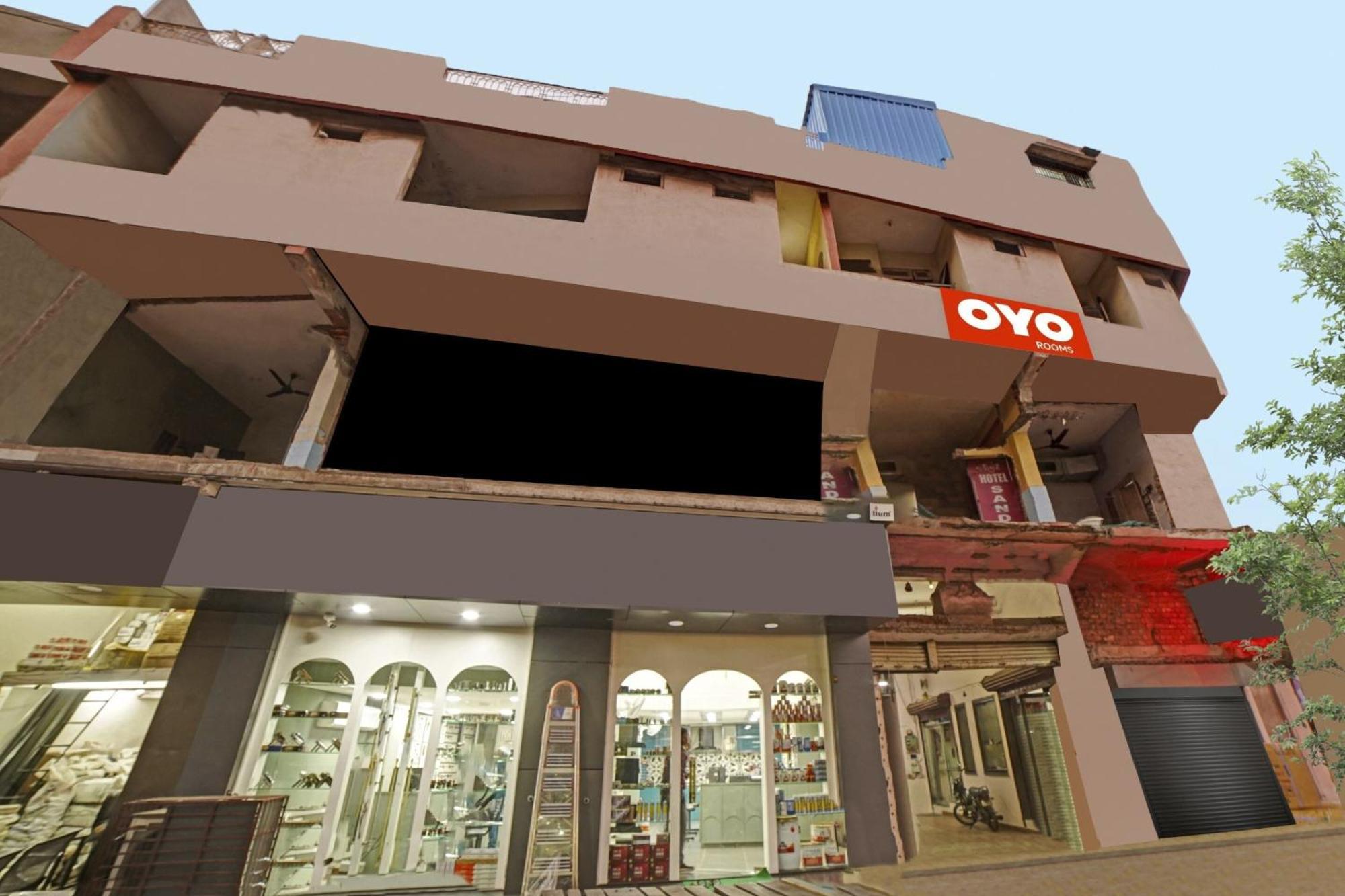 OYO 80612 Hotel Sandeep Rāipur Buitenkant foto